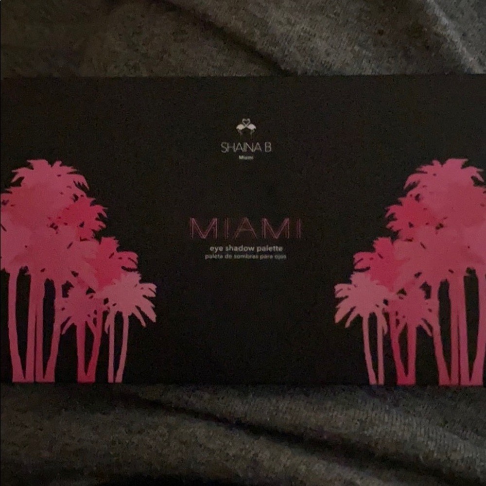 Miami EyeShadow Palette